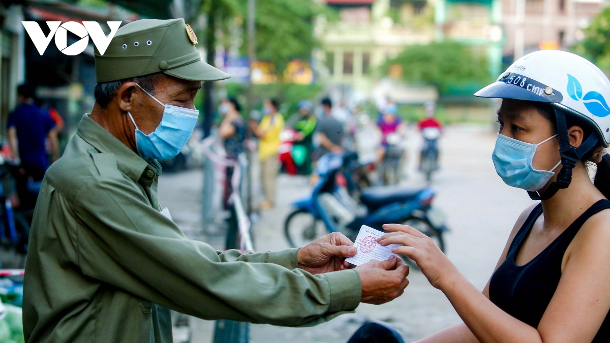 Hanoi capital offers market coupons amid rising COVID-19 threats